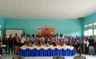 Foto Humas Bawaslu Balut: Ketua dan Anggota Bawaslu Banggai Laut menghadiri dan menjadi Narasumber pada kegiatan Sosialisasi Pengawasan Partisipatif yang digelar oleh Pengawas Kecamatan (Panwascam) Banggai Utara 